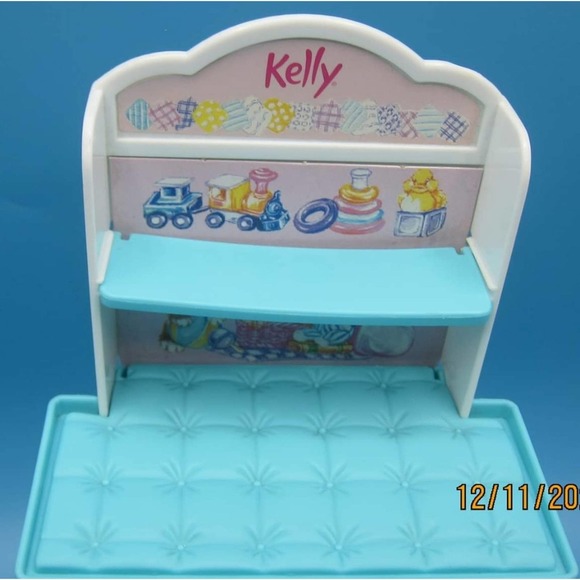 Vintage Kelly Changing Table Barbie Mattel Purple Toy Teddy Bear - Picture 6 of 15